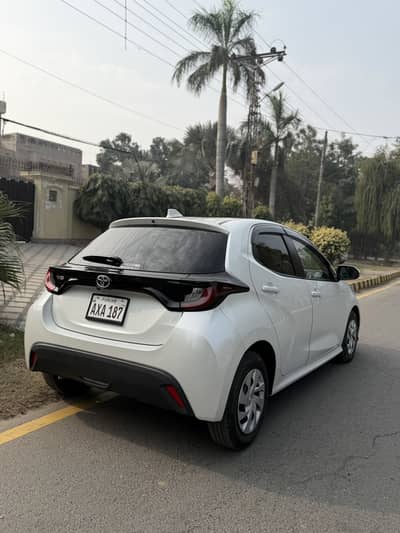 Toyota yaris hacthback X