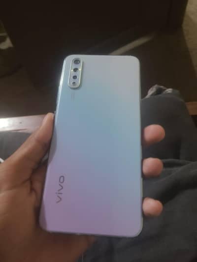 Vivo S1
