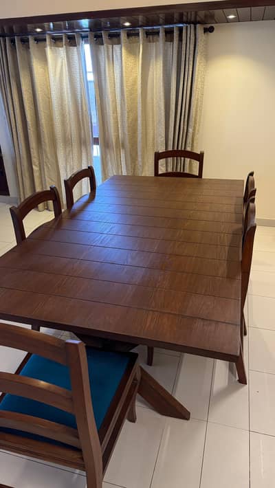 Dinning table