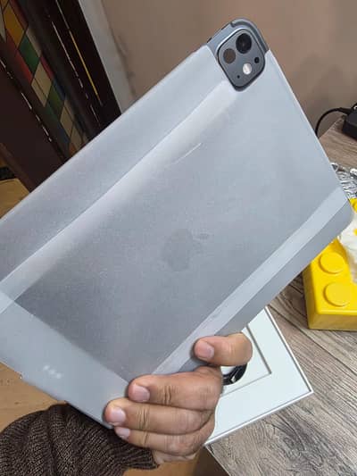 Apple iPad pro M4 magic keyboard pencil pro complete box