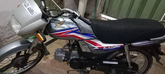 Honda Dream70cd model 2018 O3OO84/49/88O