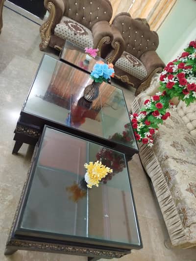 Table set for drawing room