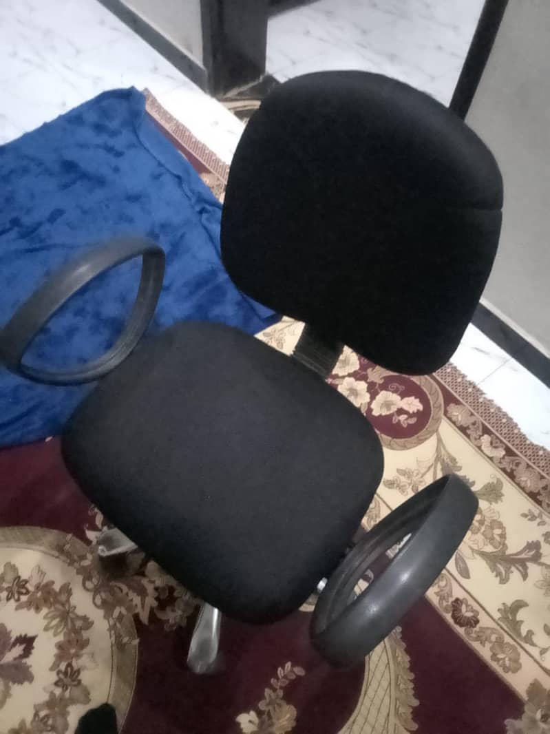 study & computer chair 1