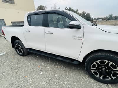 Revo hilux Full genuine