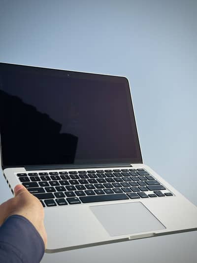 Apple MacBook Pro 2015 (16GB Ram/500GB SSD)