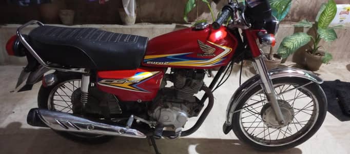 HONDA CG 125 2019 KARACHI NUM