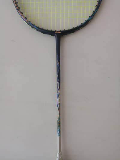 Li ning axforce 100 professional badminton racket
