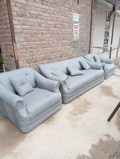 five seater sofa/sofa for sale