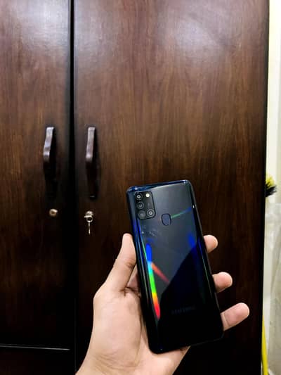 Samsang A20s  like new