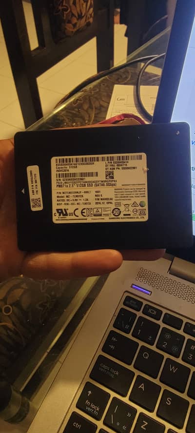 samsung 512 gb ssd 100% ok