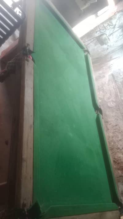 one snoker 4by7 one hand ball 2 video games