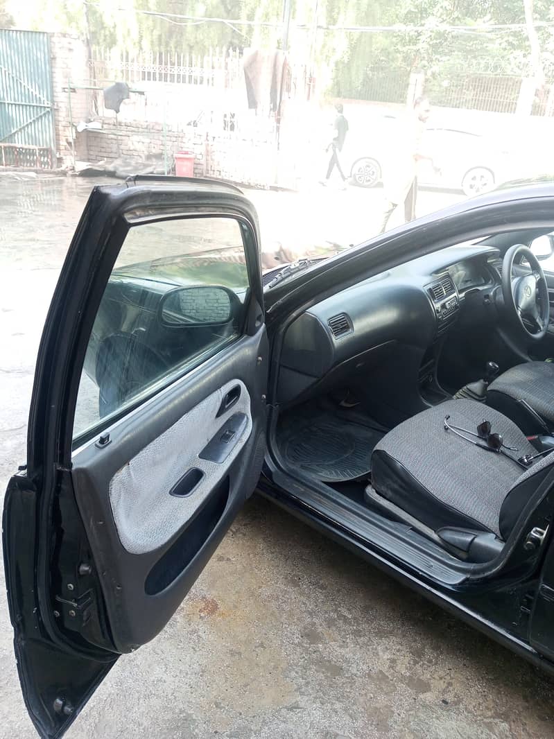 Corolla 2000 model 8