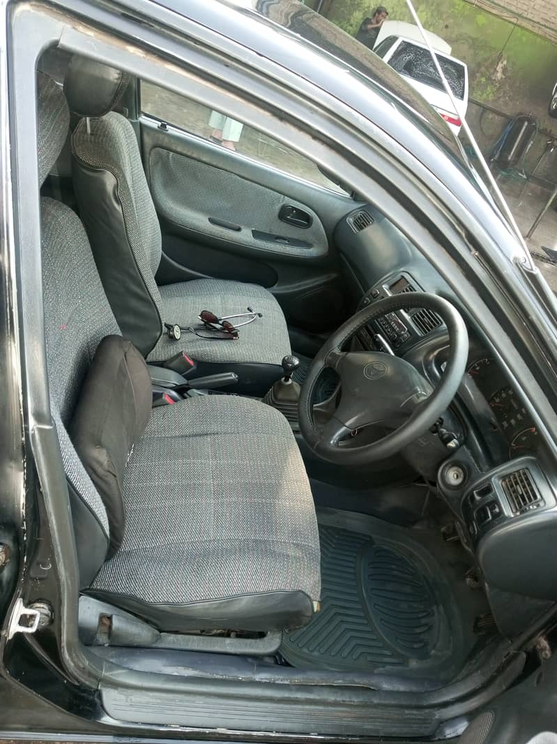 Corolla 2000 model 11