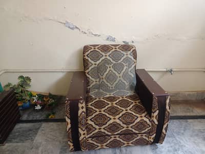 Little used 5 seater sofa ready to use