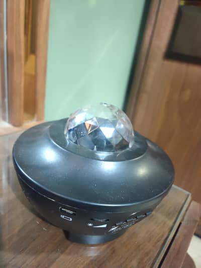 projector light speaker