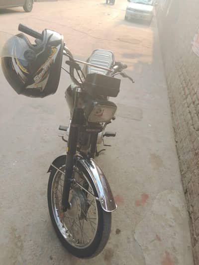 engine ka head ka kam hony wala chlny bilkul ok h 10000 lgy ga inge pr