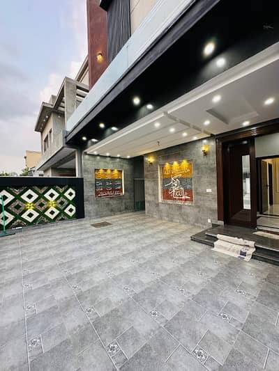 10 Marla Brand New 1st Entry House