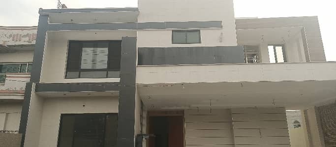 Johar Town F1 Block Kanal Brand New Full House Available For Office 12 + Rooms
