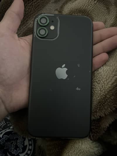 Iphone 11 brand new used like new phone