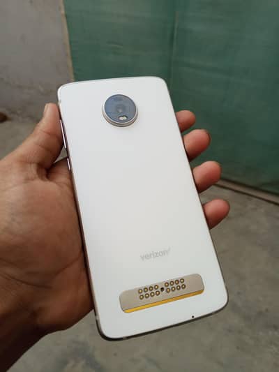 Motorola Z4