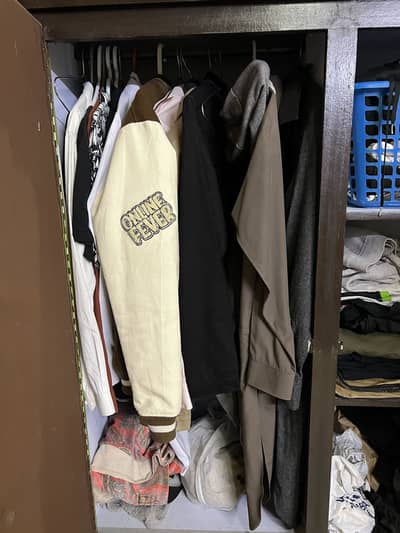 Warbrobe for sale!!!