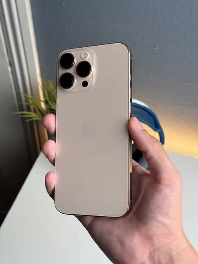 16 pro max 100% battery health JV