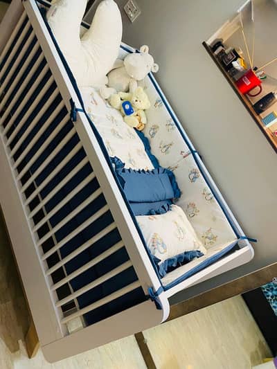 Baby Crib, Imported and Original Kit n Kaboodle