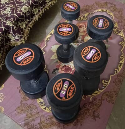 Max company Dumbbells 10kg  8kg  5kg pair hai argent sell.