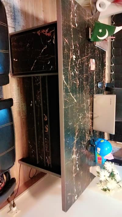 office furniture for sale just 3 month used