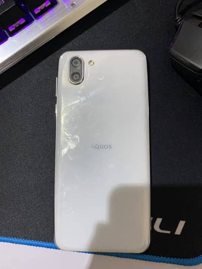 Aquos r2 non pta 4/64 for sale all ok