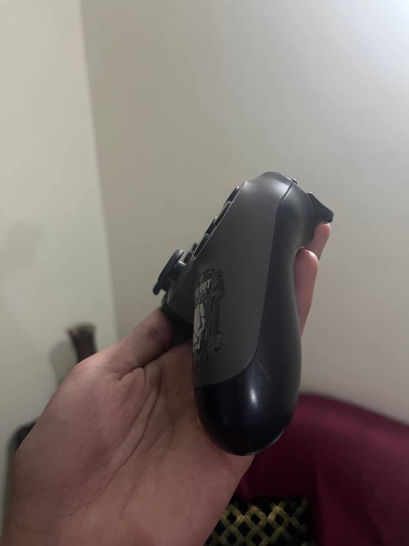 Play station 4 controller cod edition 2