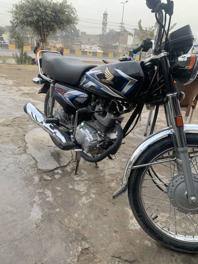 cd 125  demand 225000 moky py kami peshi hu jy gi