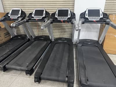 Opus fx980 inported tredmill in Super condition