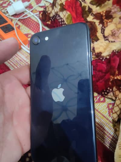 I phone SE 2022 3rd generation 64 GB JV