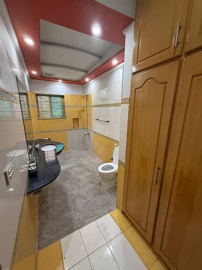 10 Marla Lower Portion For Rent(Barnd new)