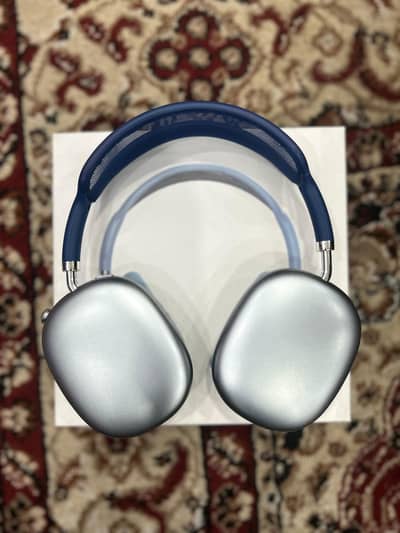 AirPods Max Wireless Headphones  Model: A2098