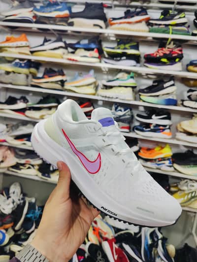 Nike Air Zoom Vomero 16 Running shoe