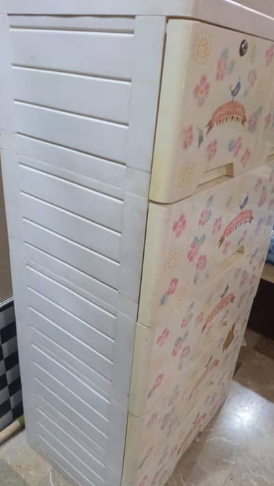 Plastic storage drawer cabinet