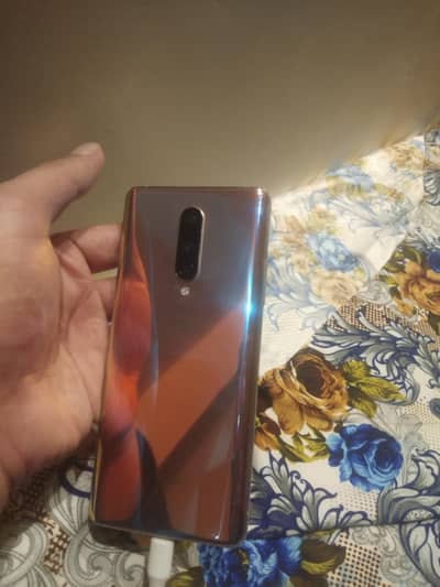 OnePlus 8 Model Amoled Display