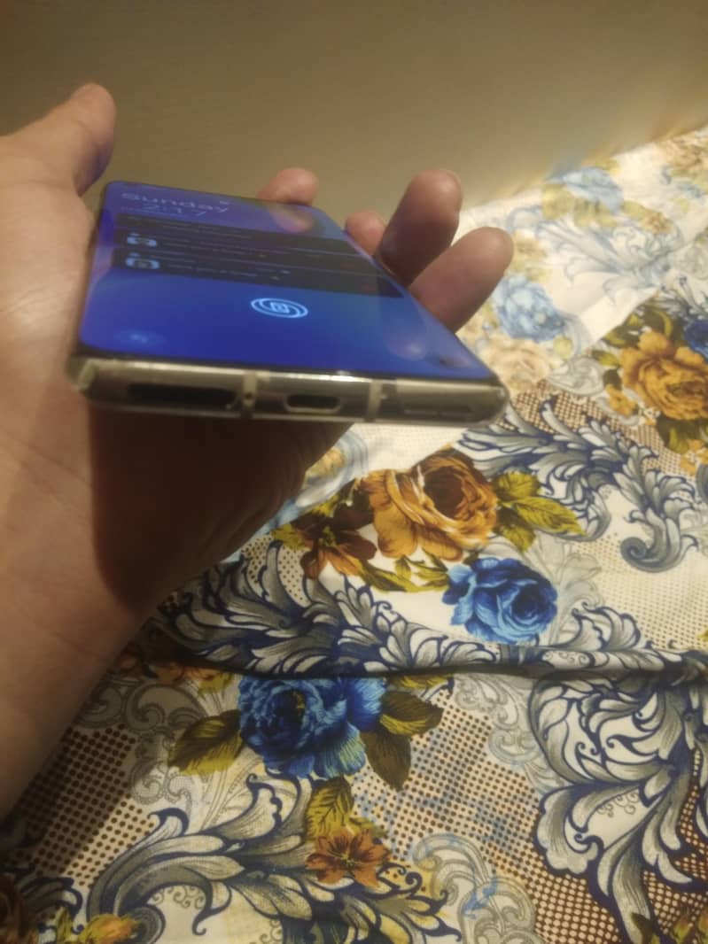 OnePlus 8 Super Amoled Display 1