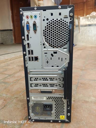 Lenovo V520-15lKL Desktop