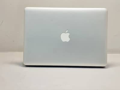 APPLE MACBOOK PRO FOR SALE BEST FOR STUDIES AND OFFICE WORK