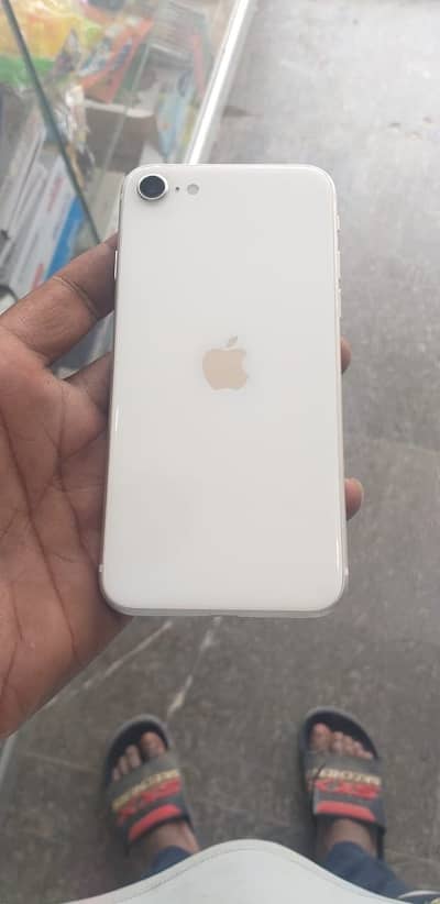 28000 iPhone SE 2020