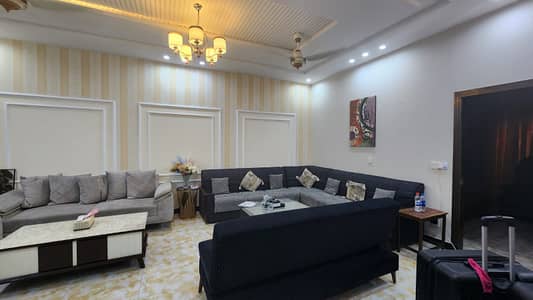 10 MARLA HOT LOCATION UPPER PORTION AVAILABLE FOR RENT IN WAPDA TOWN