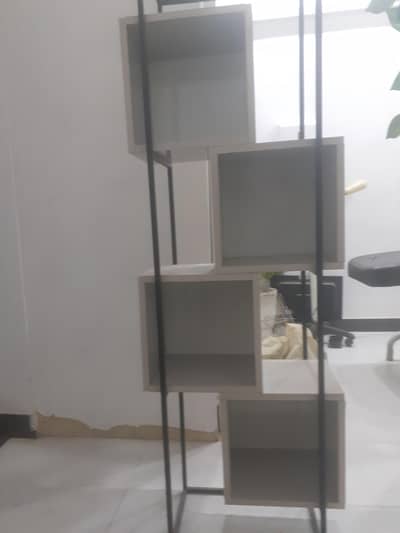 Which one should I take?I'll sell you less money.