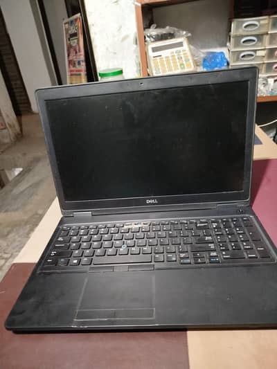 Dell core i5 8th E5590
