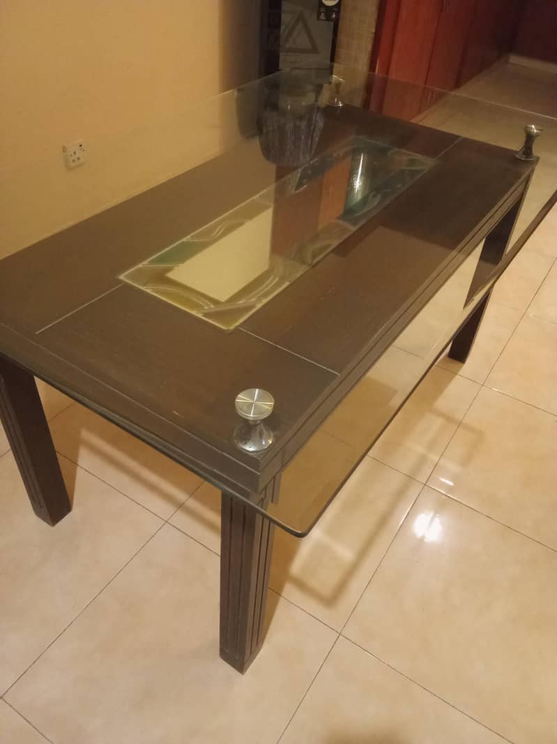 dinning table 0