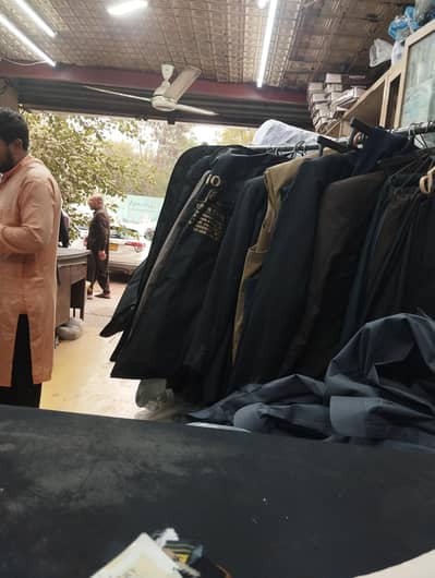 shop helper for garments