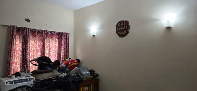 Good 10 Marla Upper Portion For rent In DHA Phase 4 - Block AA
