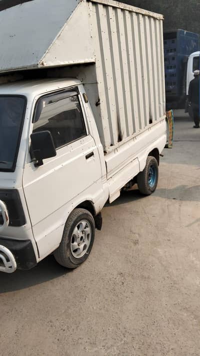 pick up White color 10/10. All documents clear 2013 model